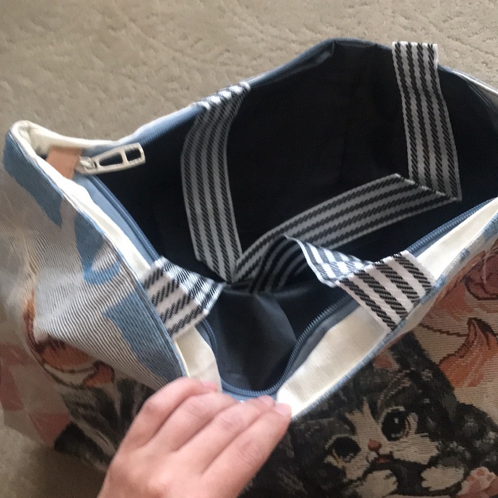 Large Tote - Picture 3 of 4